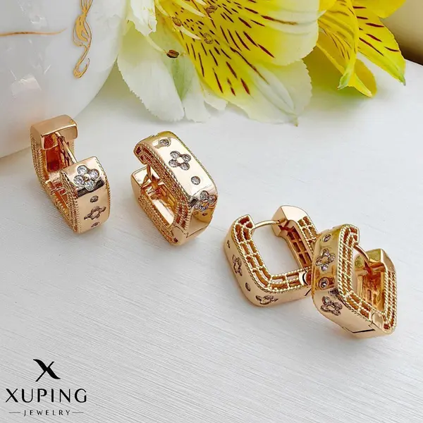 گوشواره نگین دار طرح طلا ژوپینگ 