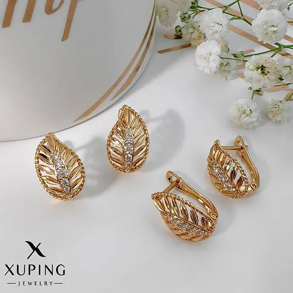 گوشواره برگ طرح طلا ژوپینگ 